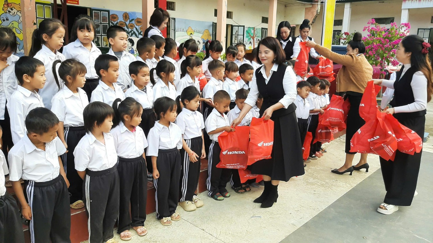 HÌNH ẢNH TIÊU BIỂU 2025